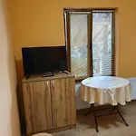 Apartman Къщи 