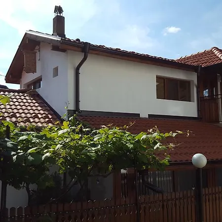 Apartament Къщи 