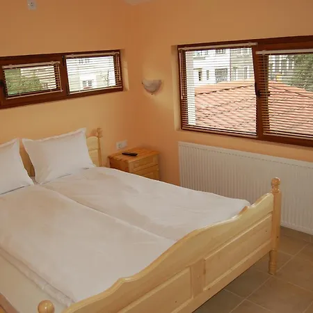 Apartament Къщи 