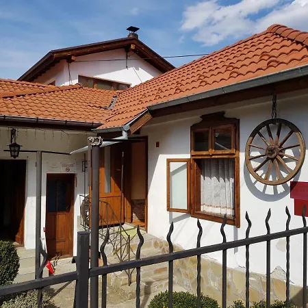 Apartman Къщи 